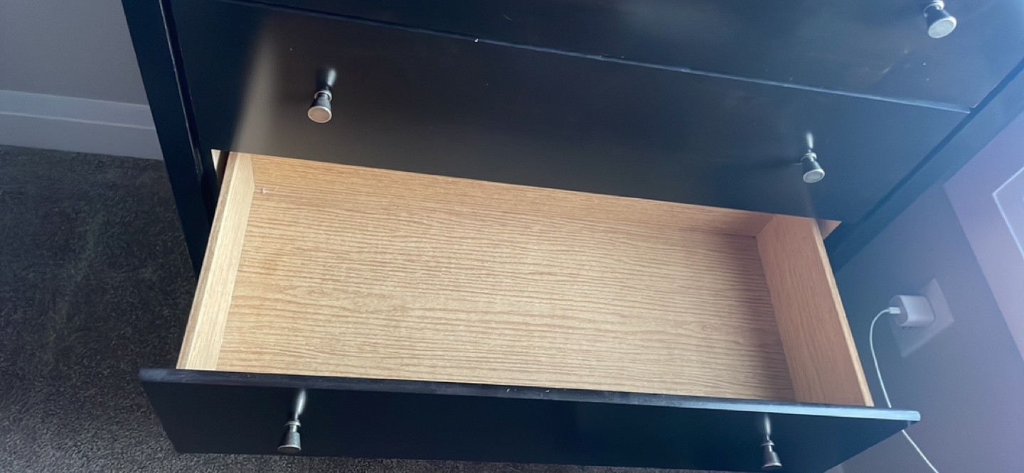 Black 6-Drawer Dresser - photo 3