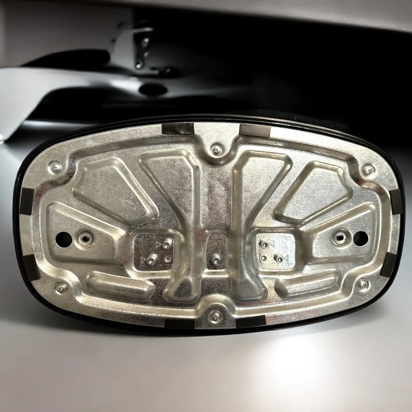 Sharp LC-32SB21U Stand/Base image indicator(2)