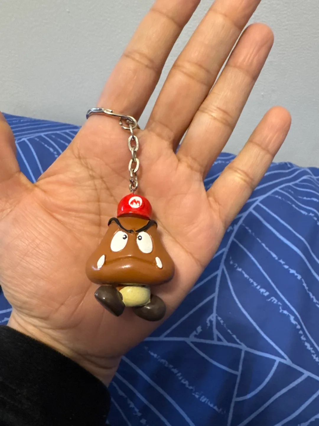 3 Keychain Set - Angry Birds, Minions & Mario thumbnail