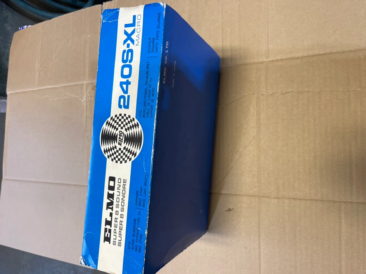 Elmo 240S XL Super 8 Sound Movie Camera image indicator(5)