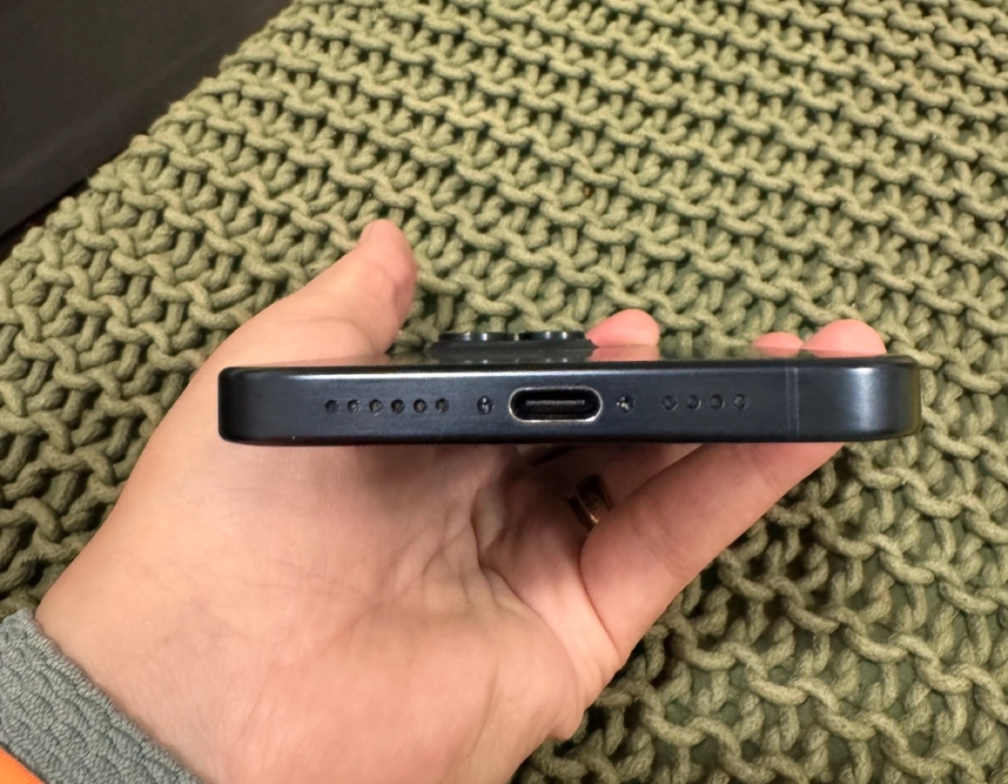 iPhone 15 Pro Max-256 GB UNLOCKED. Blue Titanium - photo 2