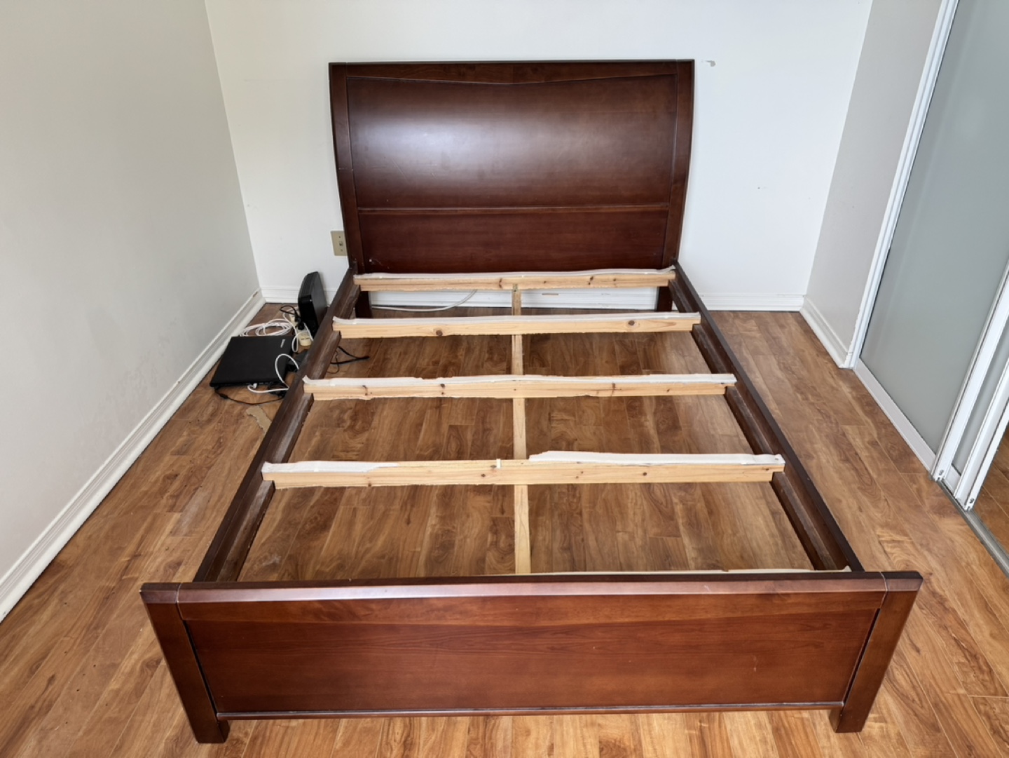 Double / Full Bed Frame - photo 5