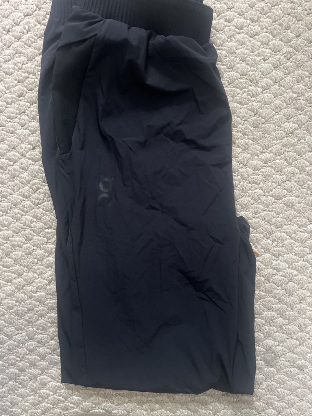 On cloud Movement pants