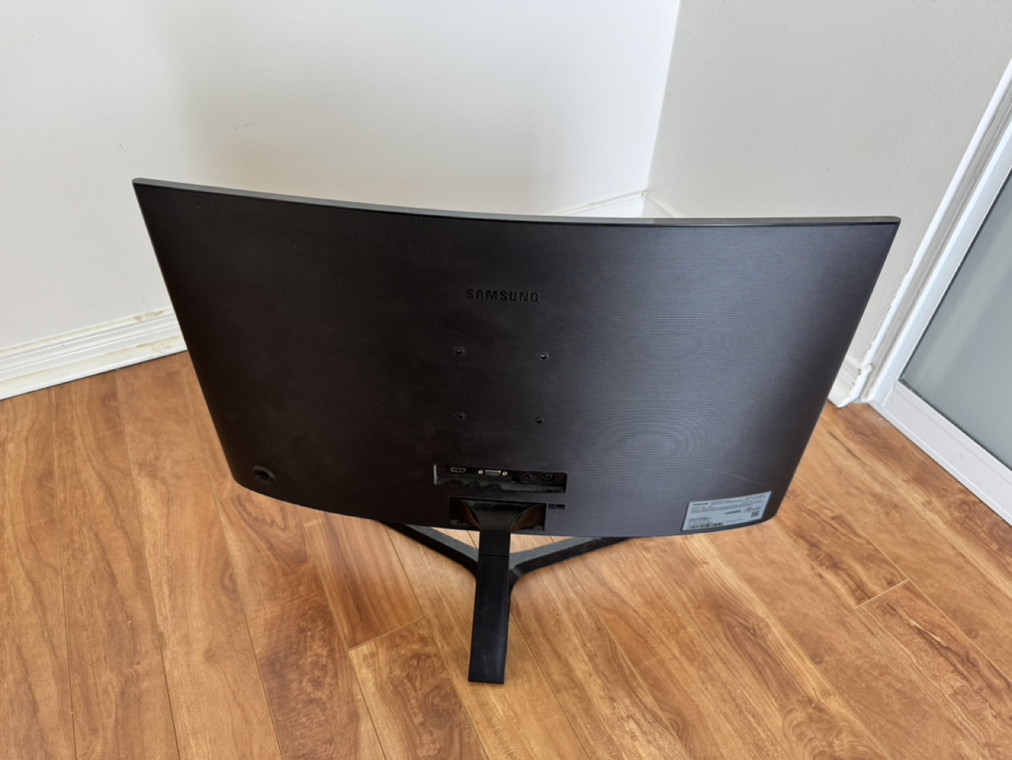 Samsung 27in 1920x1080 Curved Monitor - photo 2