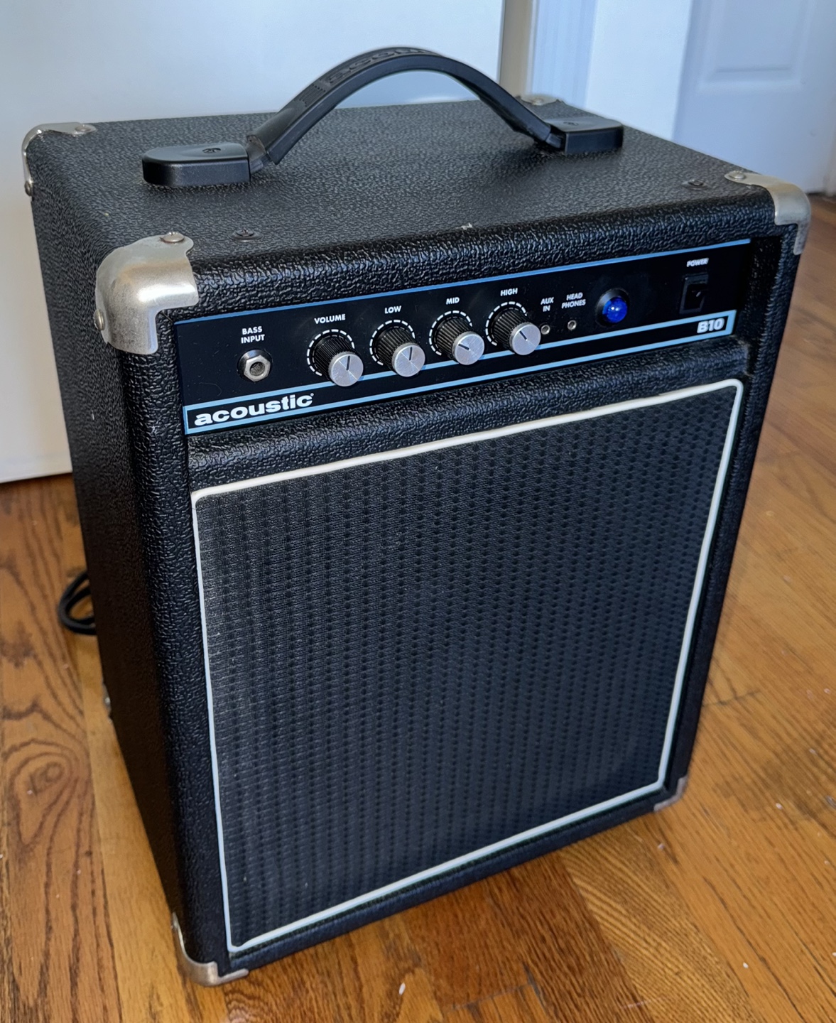 Bass Combo Amp - Acoustic B10
