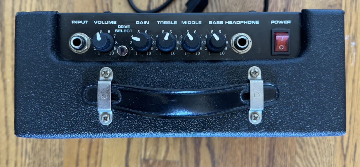 Sawtooth Guitar Amp - photo 2