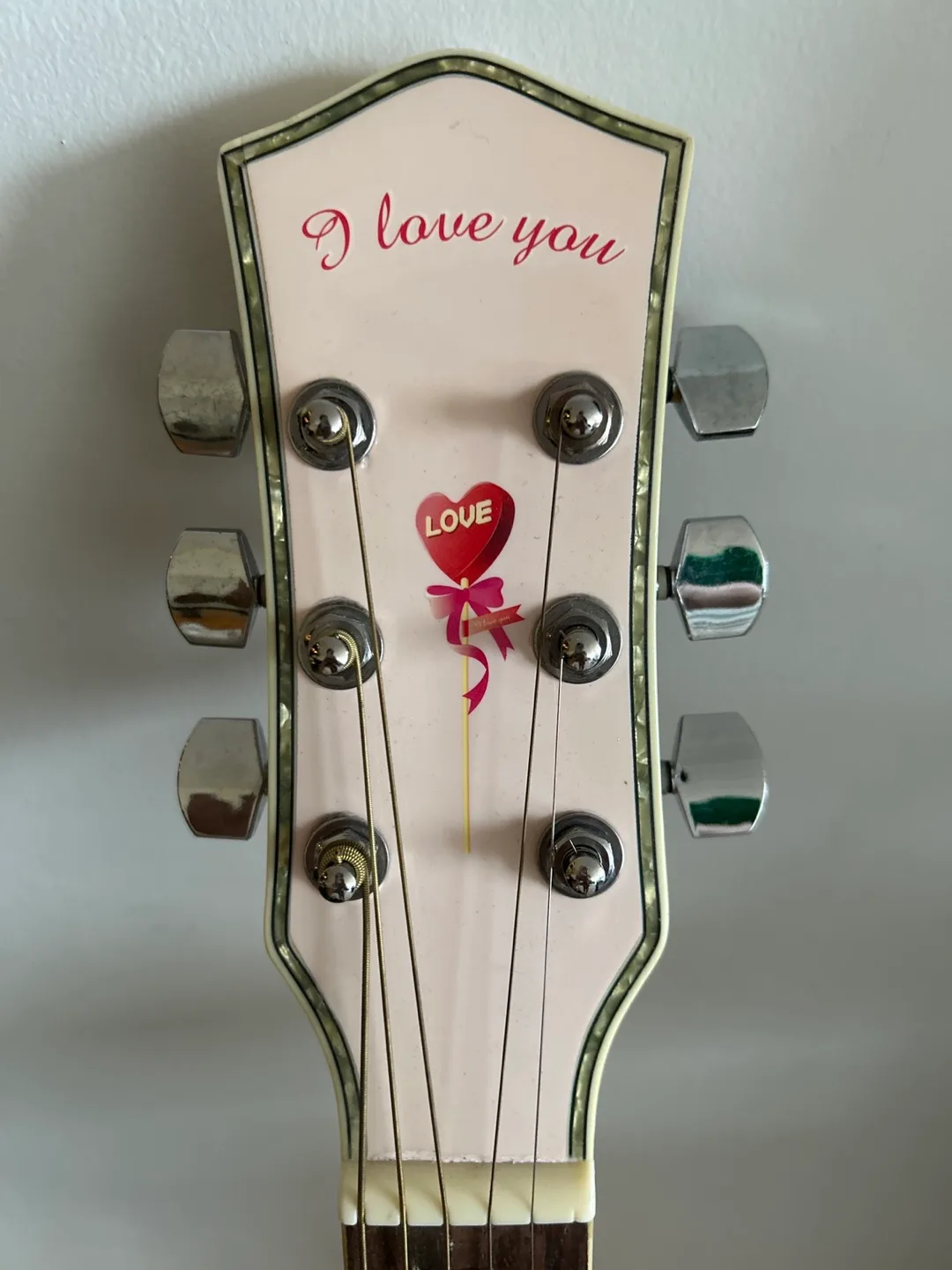 Pink Acoustic Guitar with Case image indicator(5)