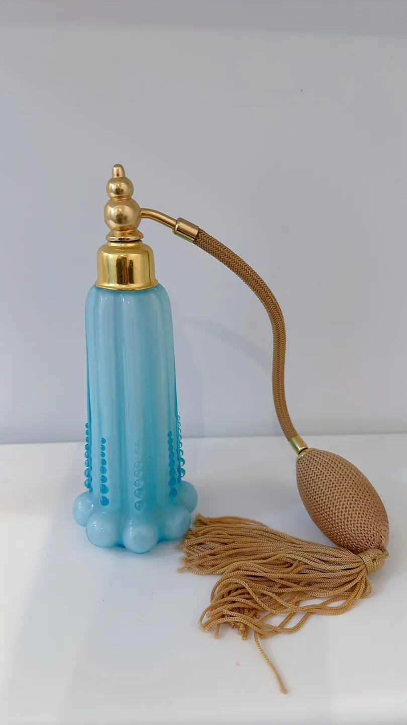 Vintage Blue Glass Perfume Atomizer image indicator(10)