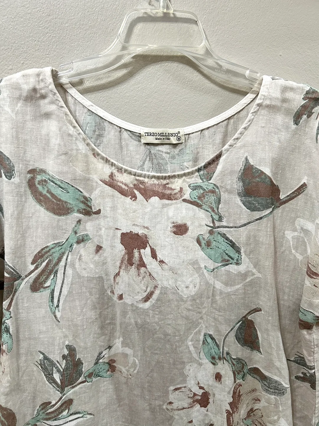 Terzo Millennio (Italian) Linen Floral Top image indicator(2)