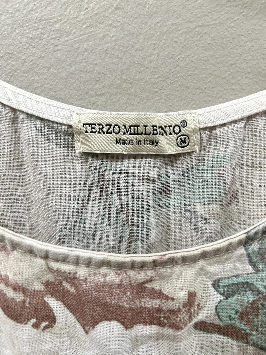 Terzo Millennio (Italian) Linen Floral Top image indicator(3)