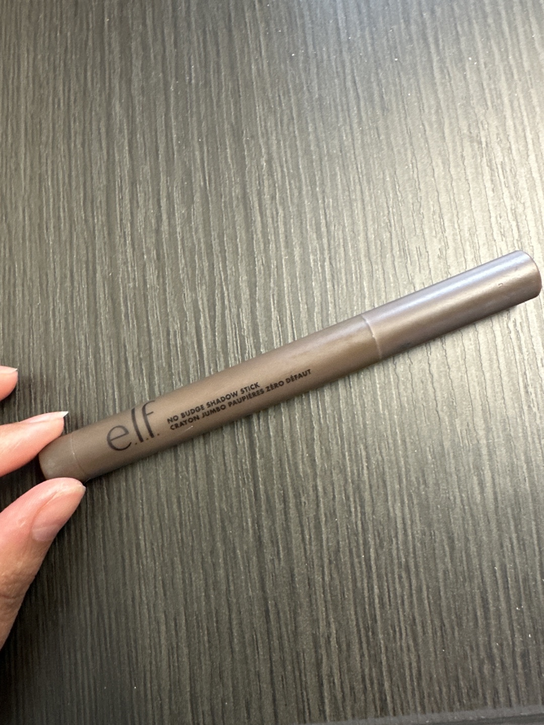 e.l.f. No Budge Shadow Stick