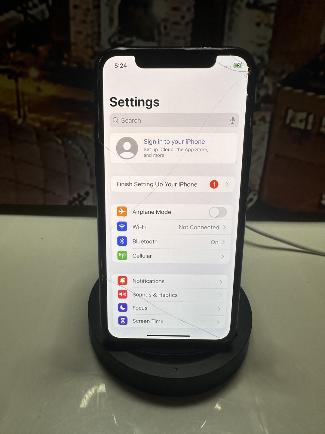 iPhone 11 Pro - photo 2