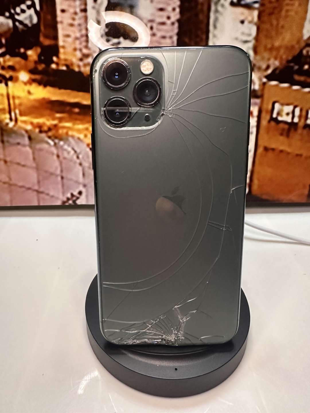 iPhone 11 Pro - photo 4