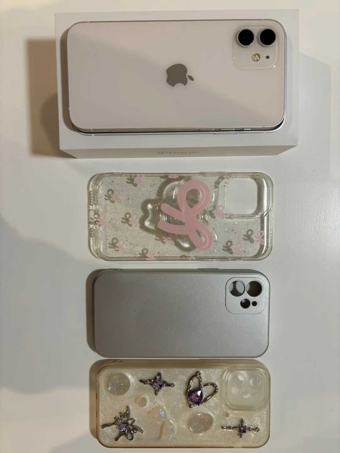 iPhone 12 white 128GB unlocked FULL BOX image indicator(3)