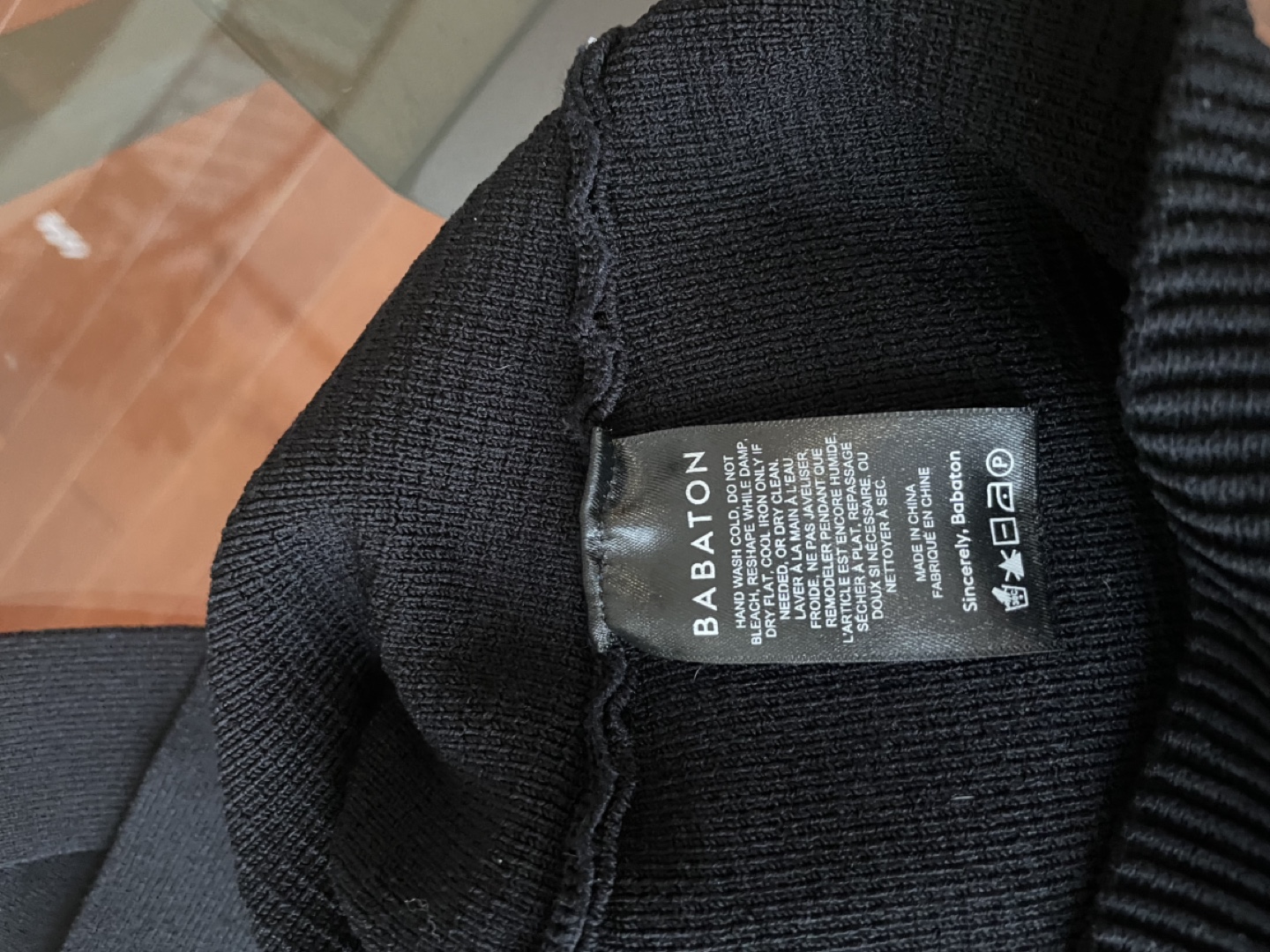 Babaton Black Criss-Cross Knit Top - photo 5