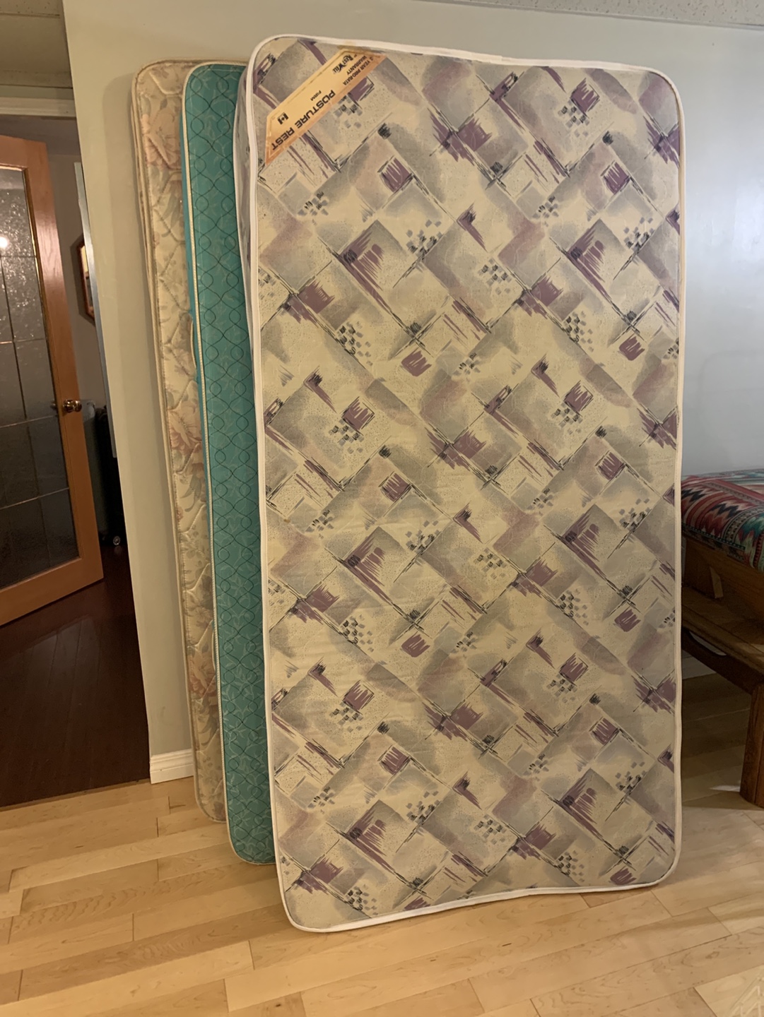 2 Twin Mattresses