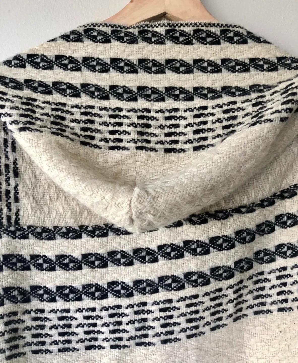 Cream and Black Hooded Poncho image indicator(3)