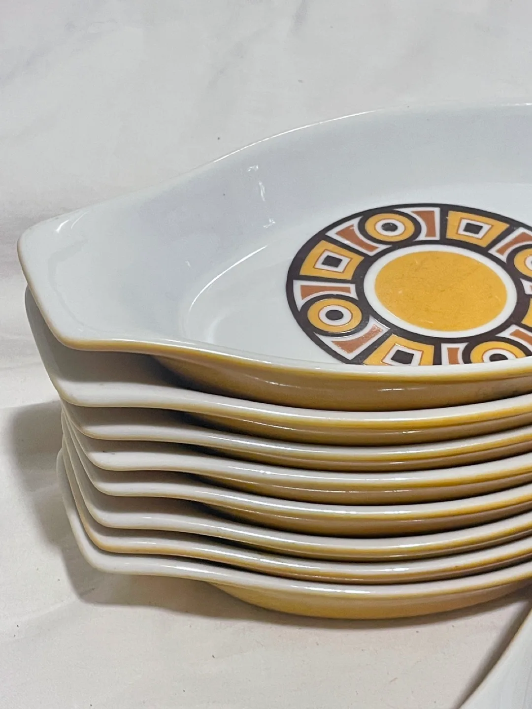 Vintage Imperial Sienna Ware Oven Proof Porcelain Dishes image indicator(2)