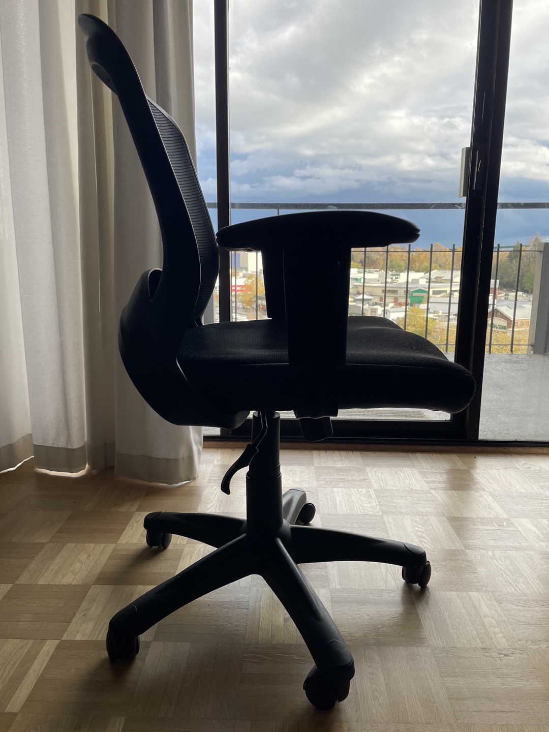 Black Mesh Office Chair