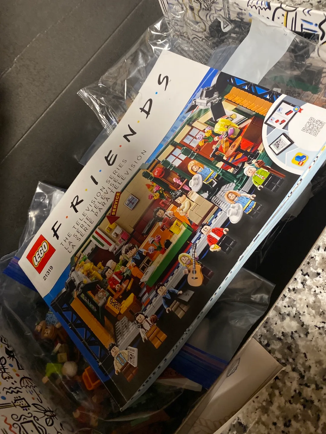 LEGO Friends: The Television Series Central Perk image indicator(2)