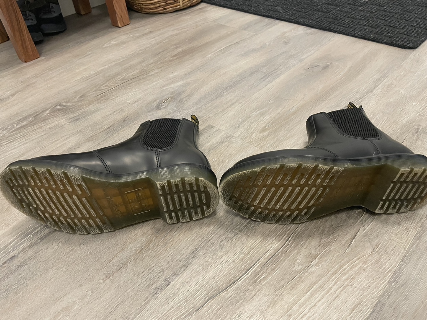 Dr. Martens Chelsea Boots - photo 4