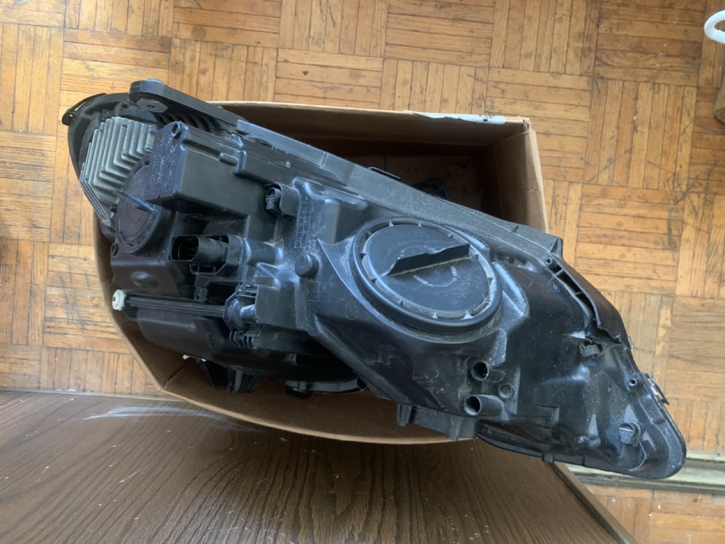 OEM W212 Mercedes Driver’s side Headlights - photo 5