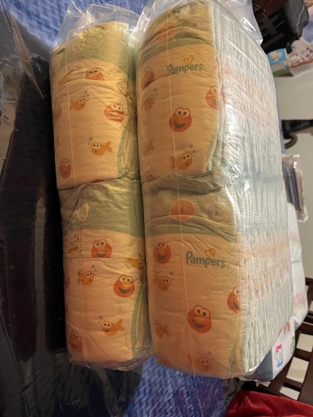 120 size 2 Pamper's Diapers thumbnail