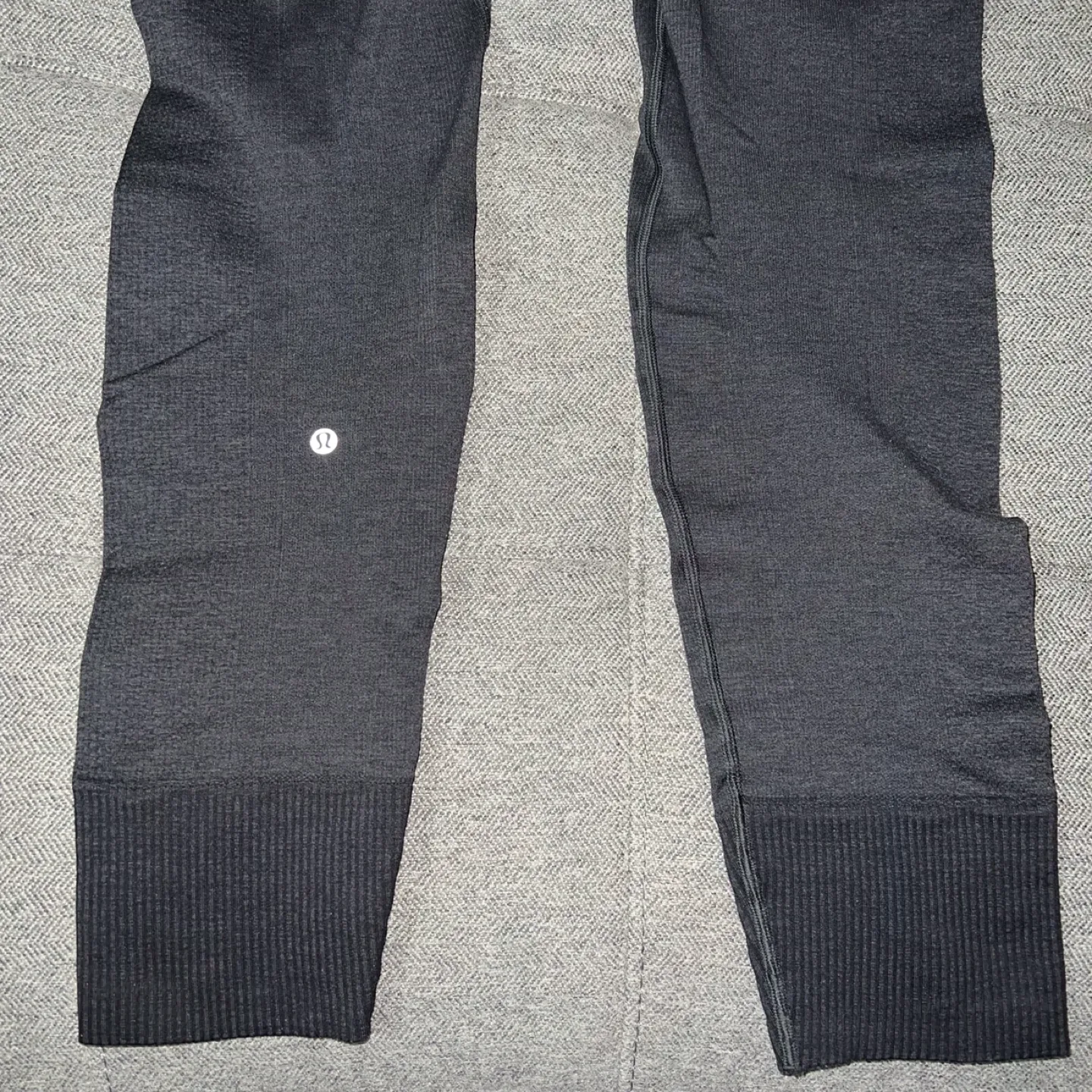 Lululemon leggings image indicator(3)