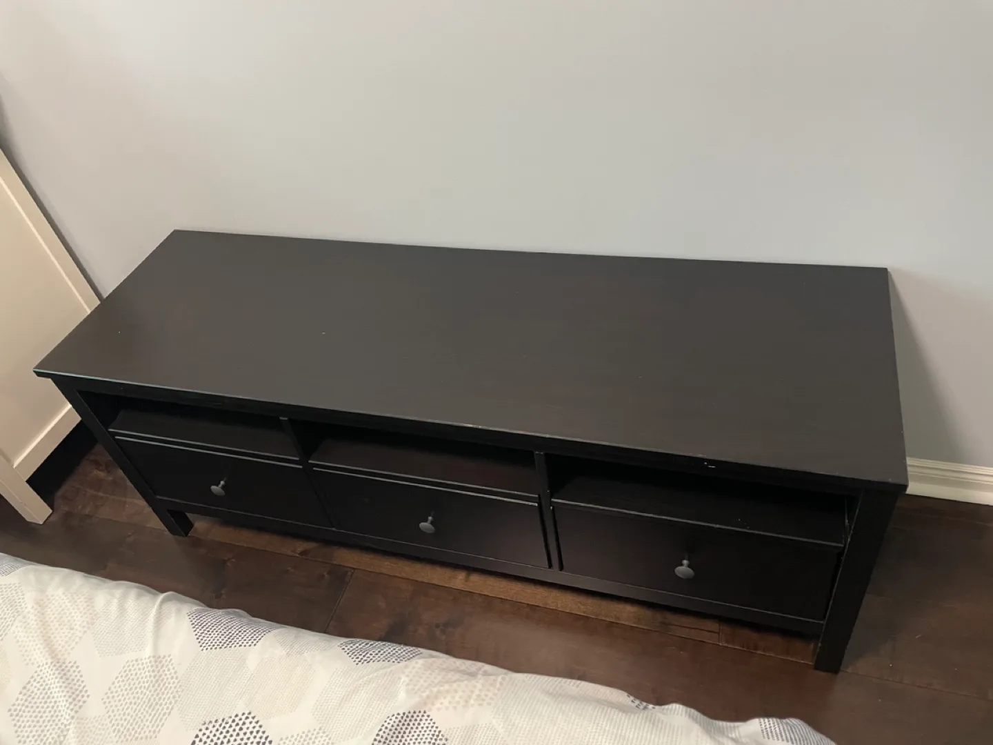 IKEA TV Stand with Drawers image indicator(2)