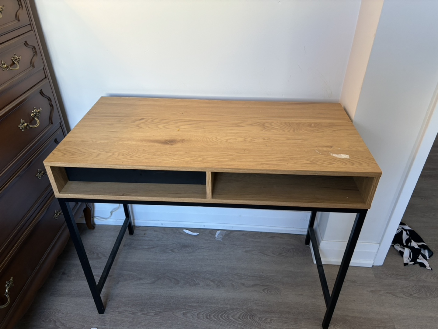Small Desk with Shelf - photo 2