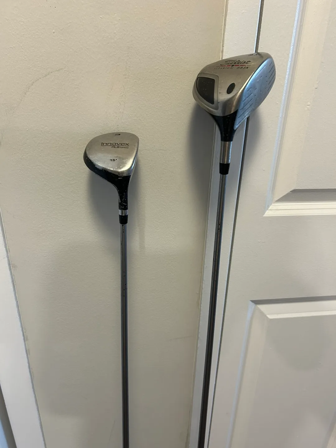 Two Golf Clubs image indicator(2)