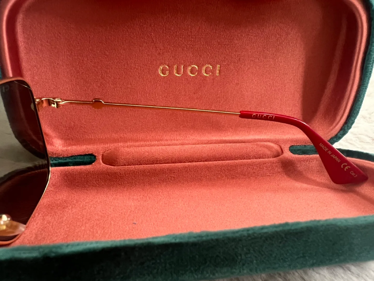Gucci aviator sunglasses image indicator(8)