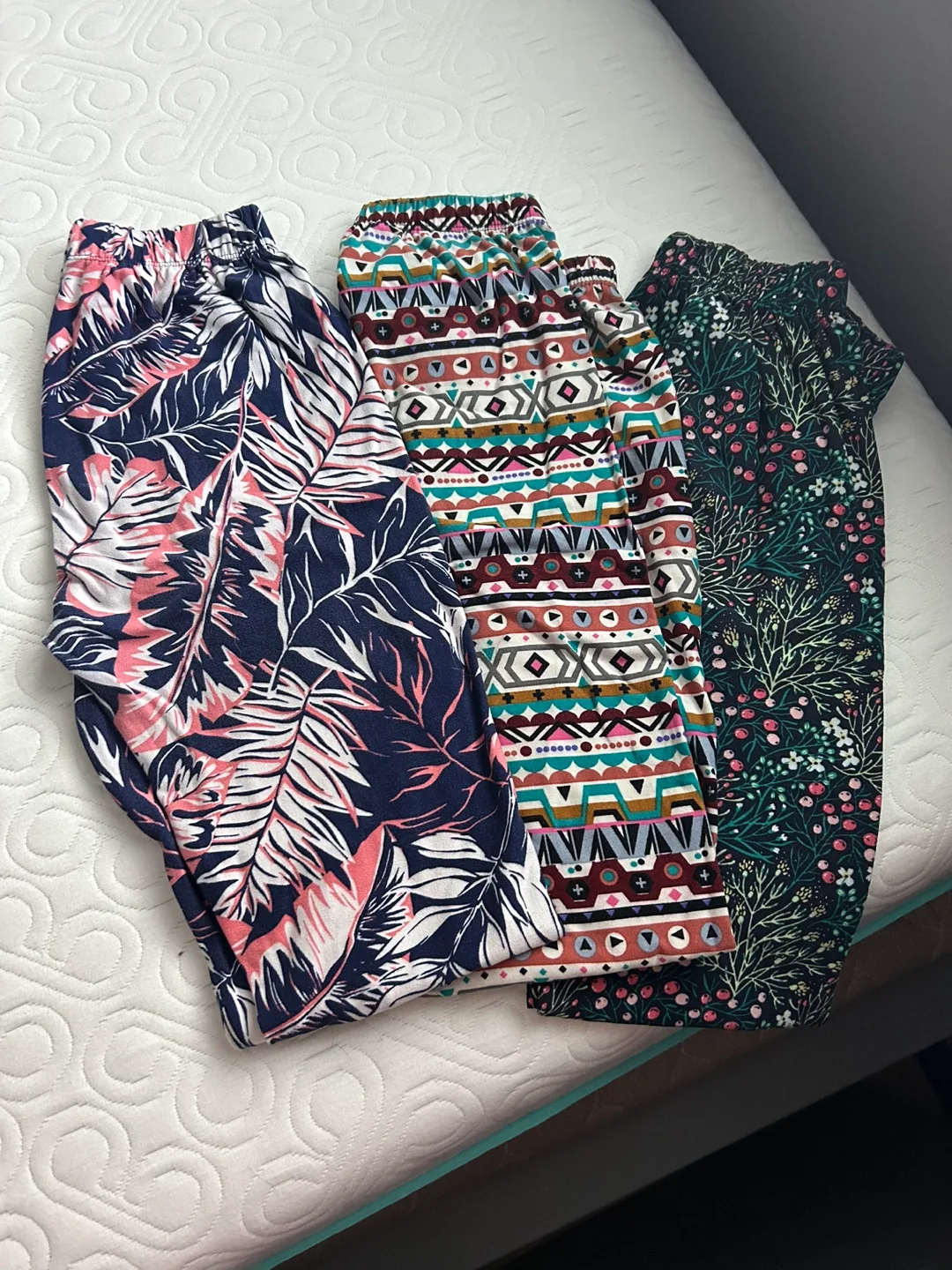 6 Pairs of Women's Leggings image indicator(2)