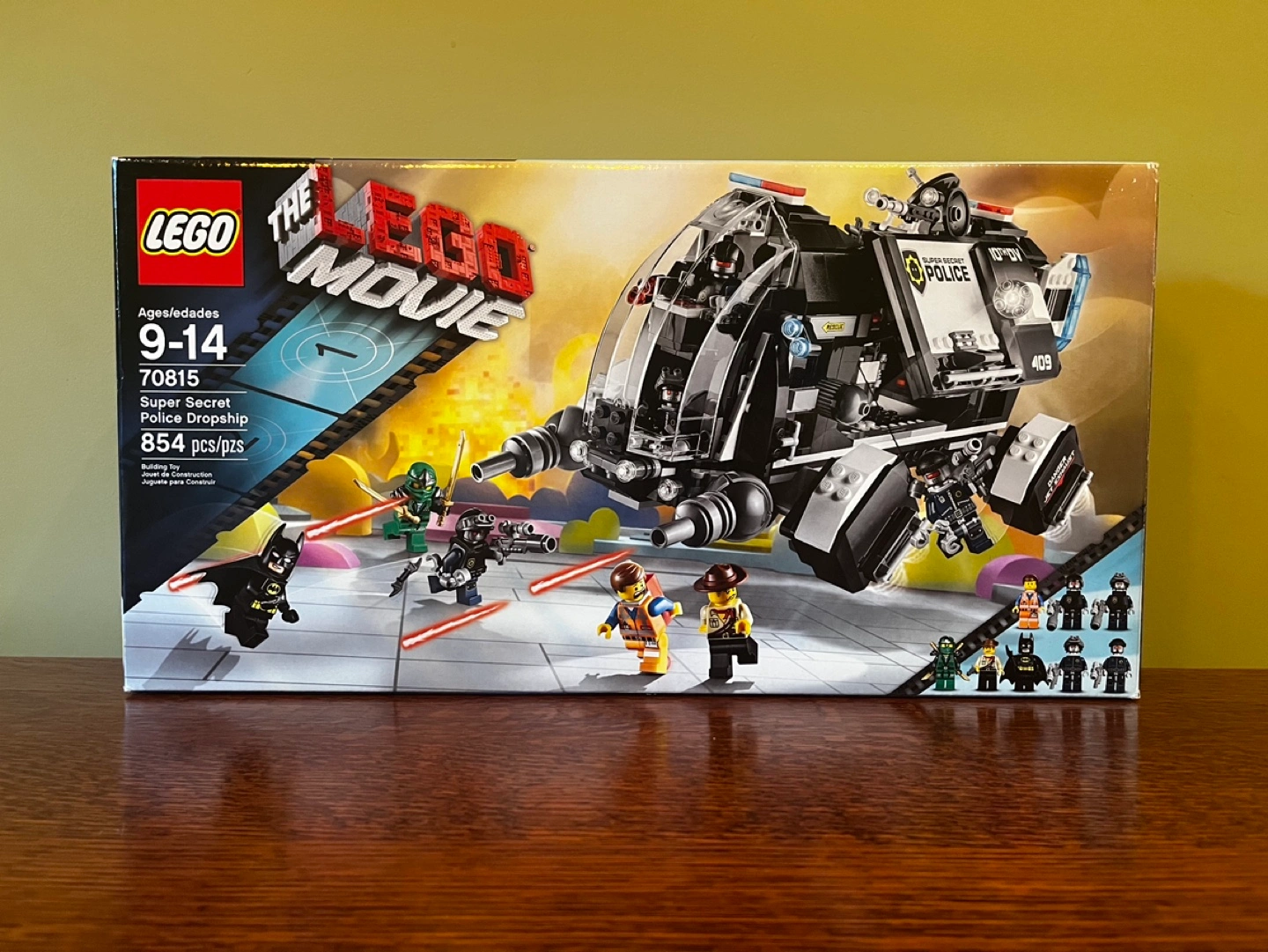 LEGO The LEGO Movie: Super Secret Police Dropship 70815 Karrot