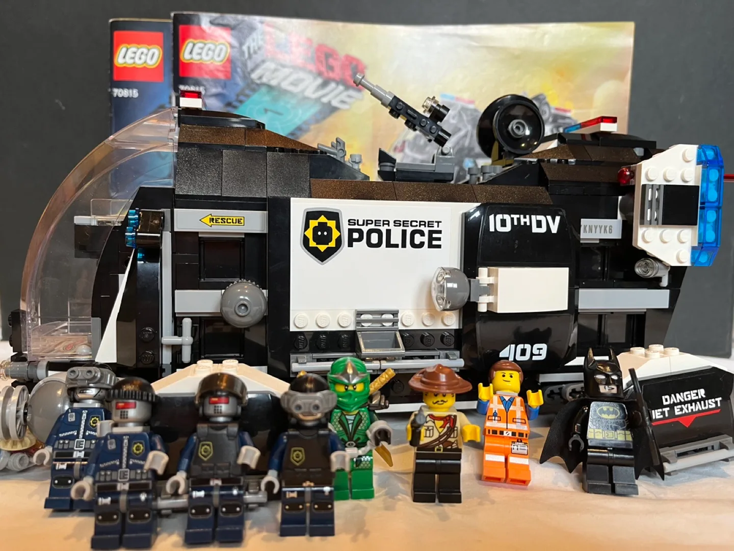 LEGO The LEGO Movie: Super Secret Police Dropship / 70815 image indicator(4)