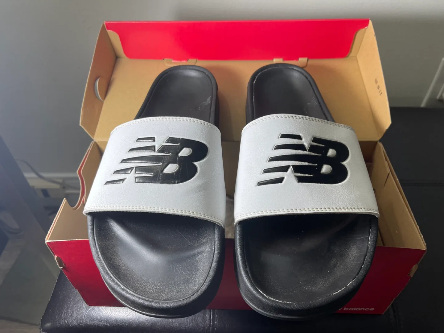 New Balance White & Black Slides - Size 11 thumbnail