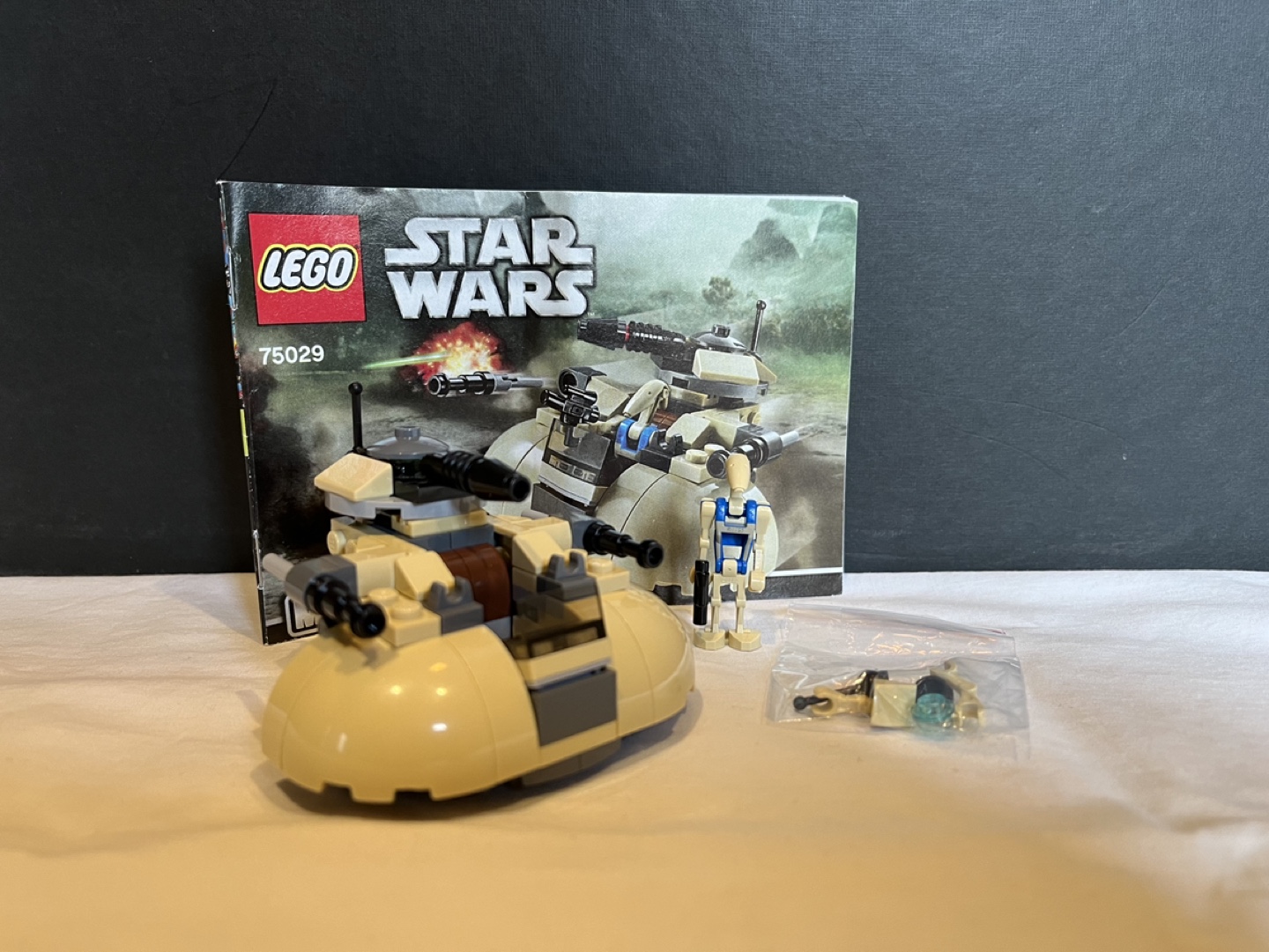 LEGO Star Wars MicroFighters AAT + Mini AT-DP Polybag - photo 4