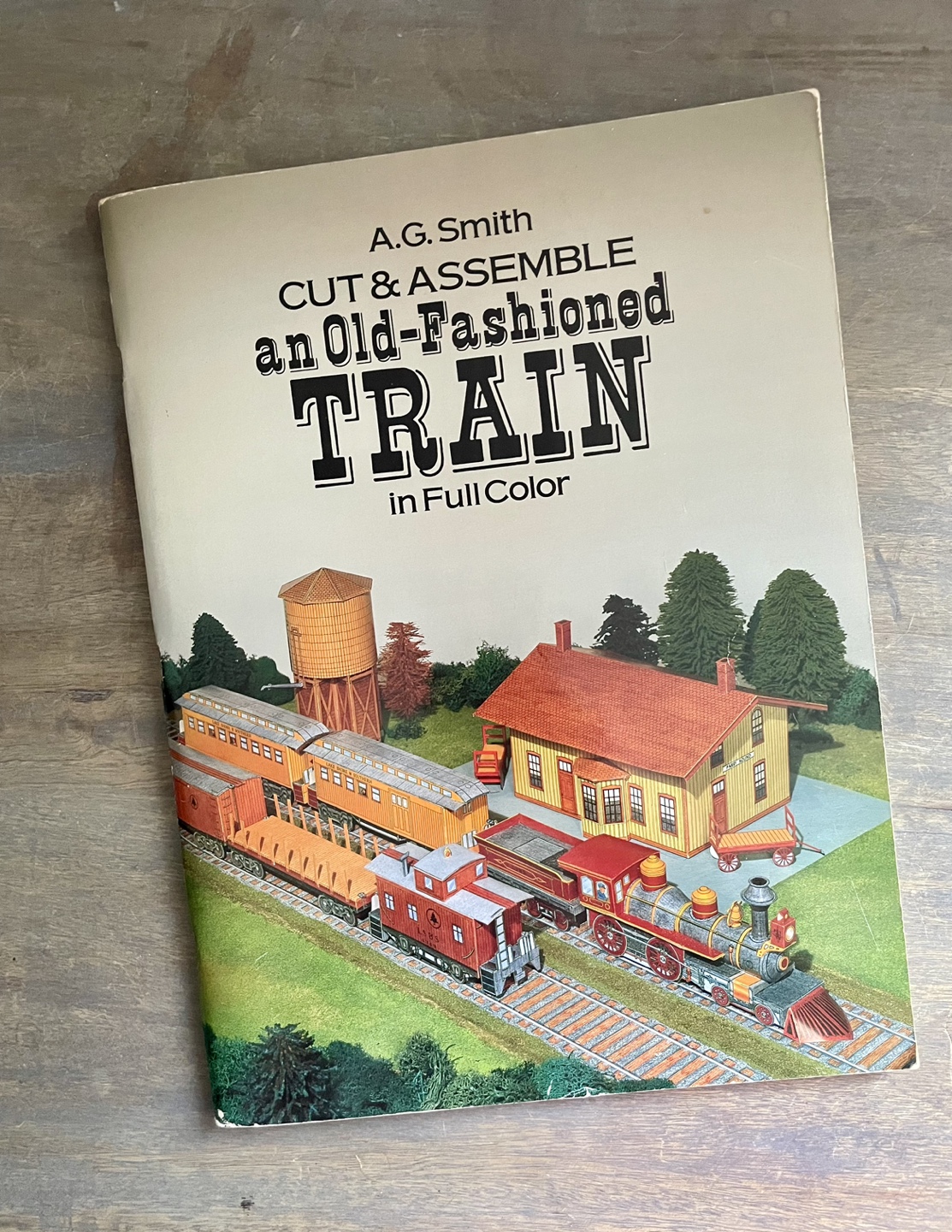 VINTAGE 1980s An Old Fashion Train Cut & Assemble Book