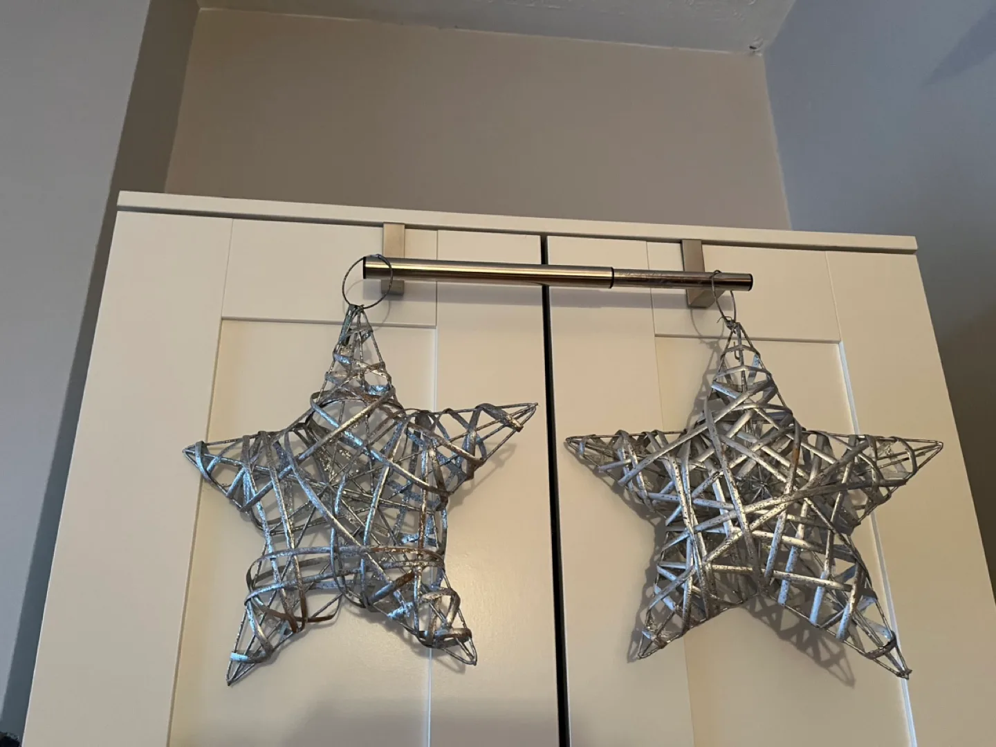Silver Woven Star Ornaments thumbnail