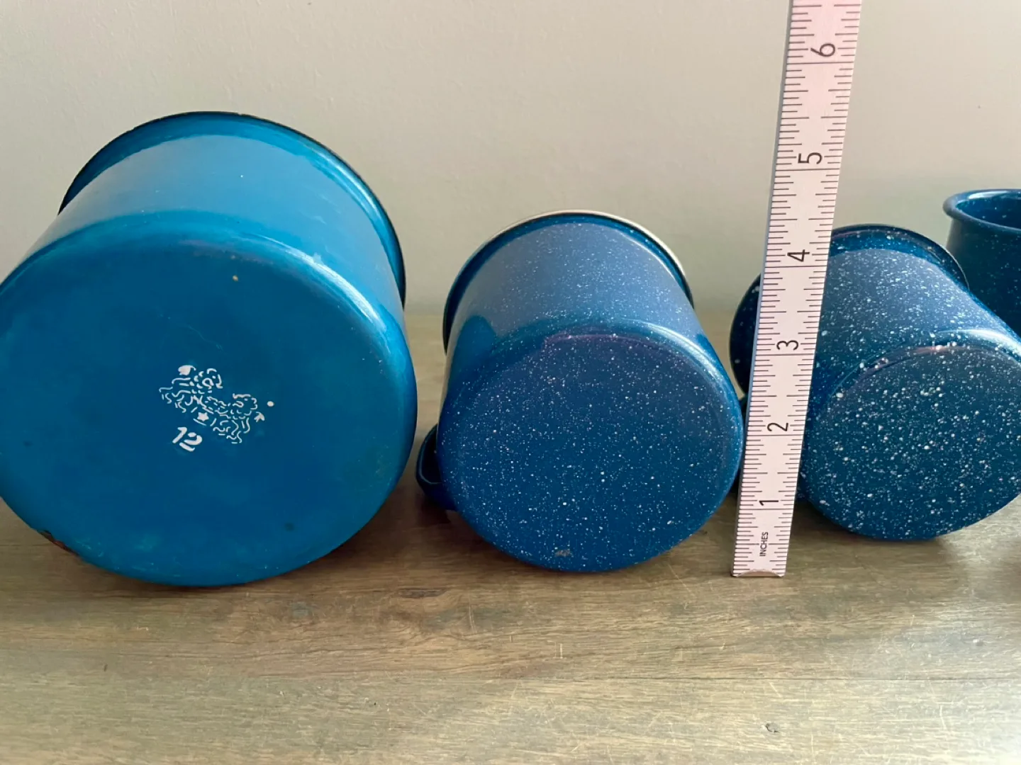 Speckled Enamelware Camping Cups image indicator(4)