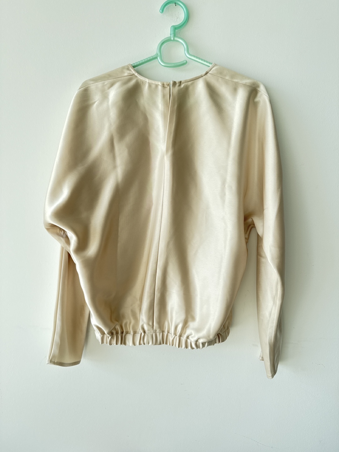 Babaton Champagne Satin Blouse - photo 2