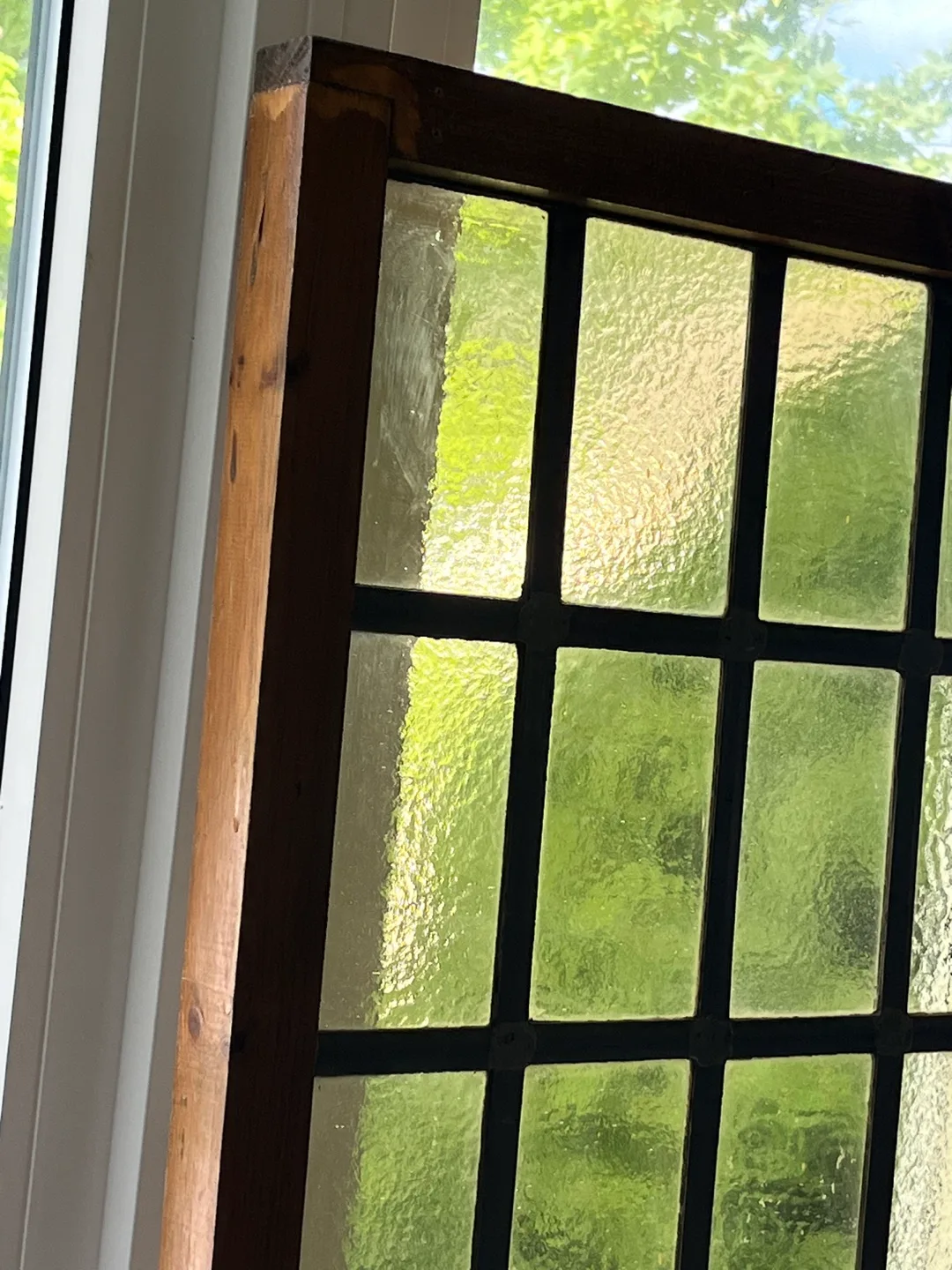 Antique Leaded Window image indicator(3)