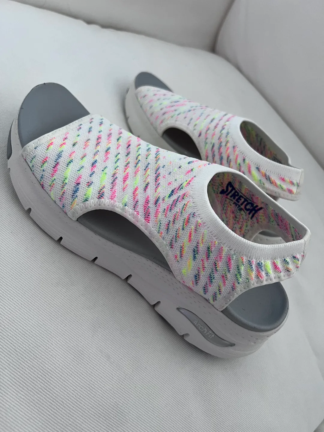 Skechers Women's Sandals Size 6 thumbnail