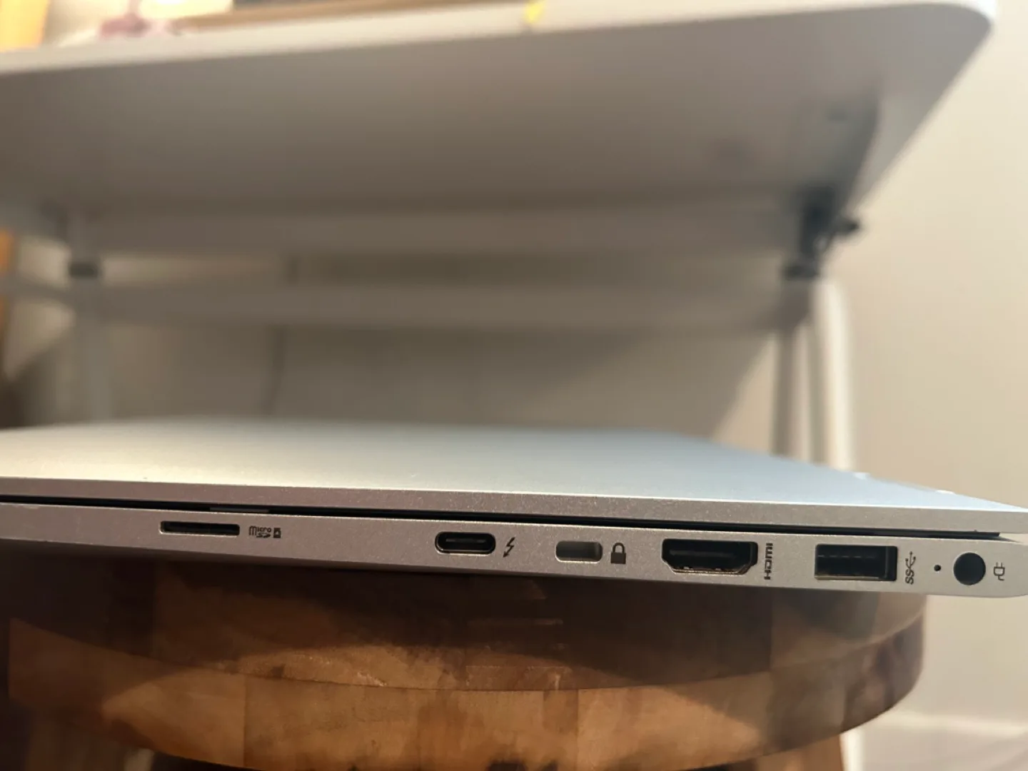 Fully Loaded HP EliteBook Laptop and Tablet 2-in-1 (2018) image indicator(7)