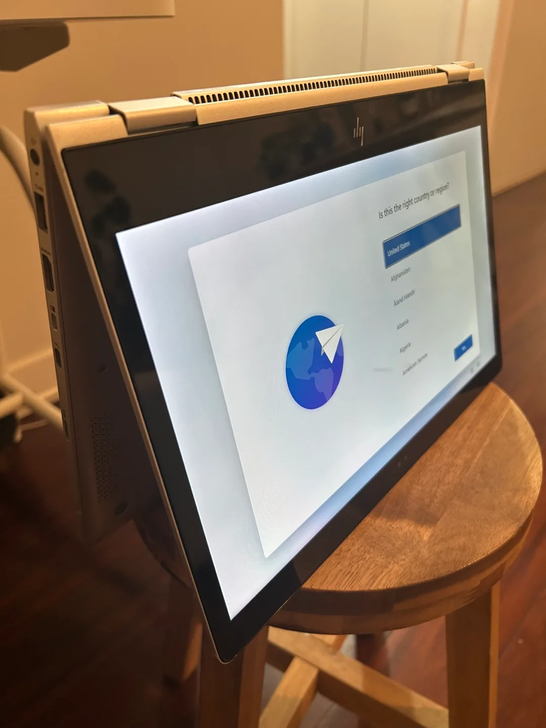 Fully Loaded HP EliteBook Laptop and Tablet 2-in-1 (2018) image indicator(6)