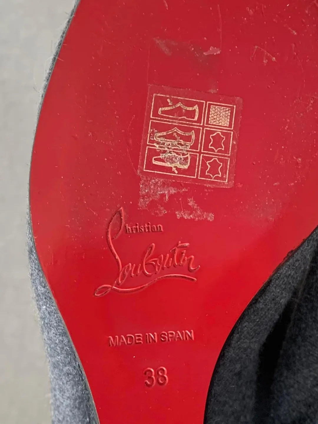 Christian Louboutin Jessy Bootie 38 image indicator(3)