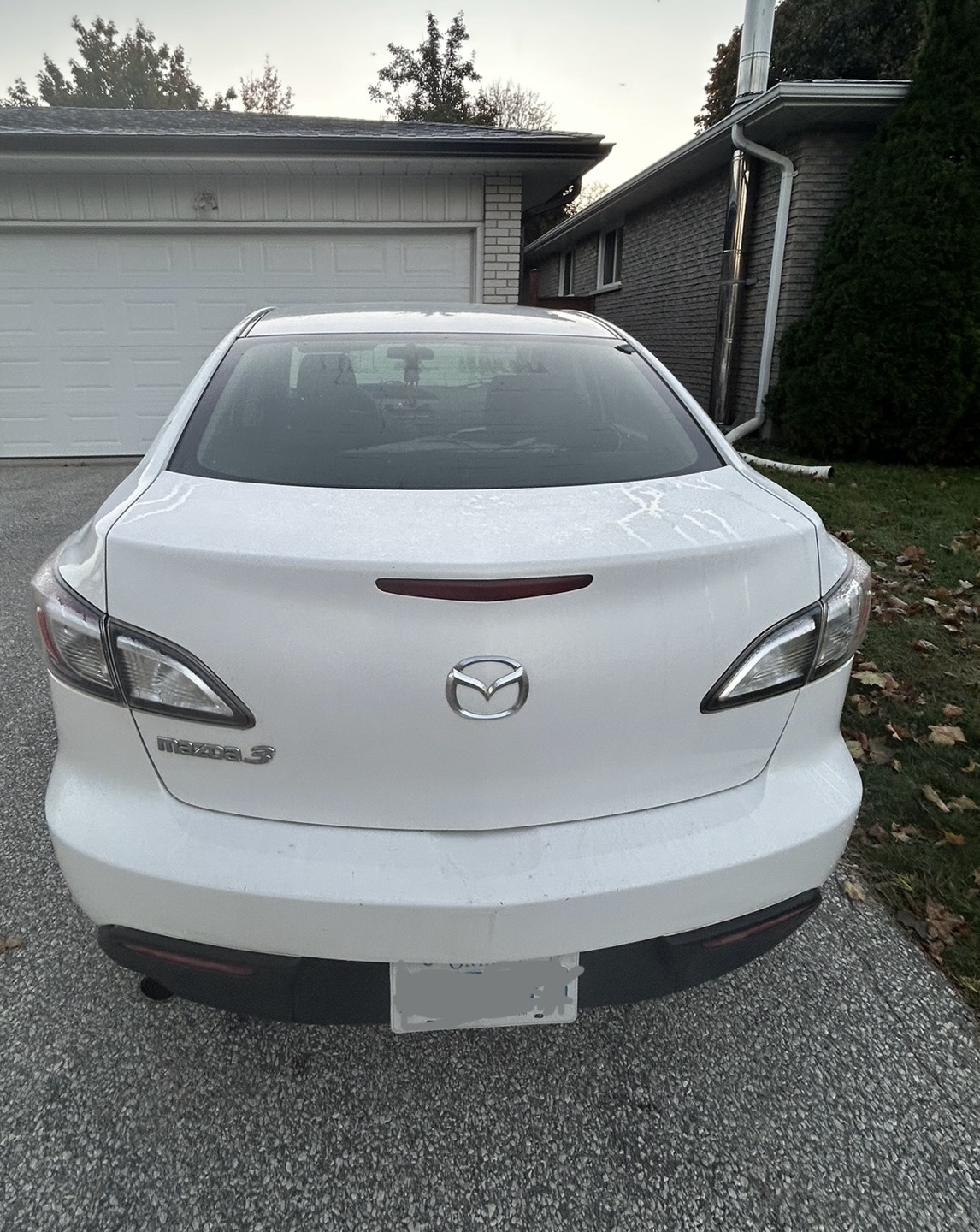 2011 Mazda 3 - photo 2