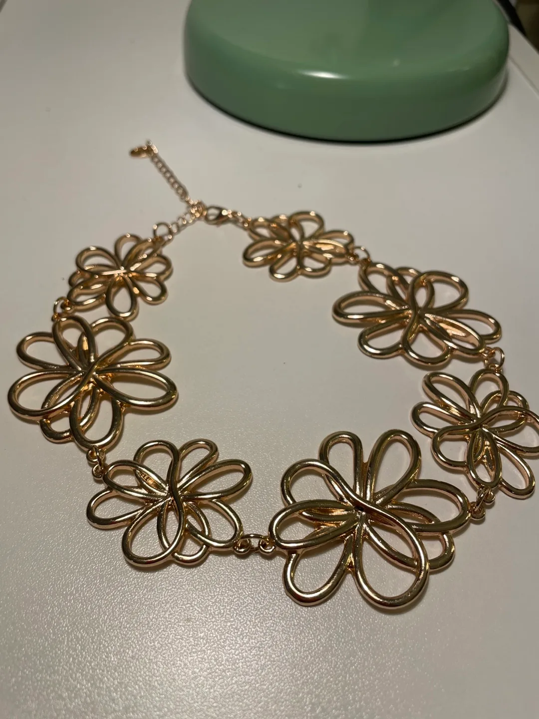 Gold Flower Choker Necklace thumbnail