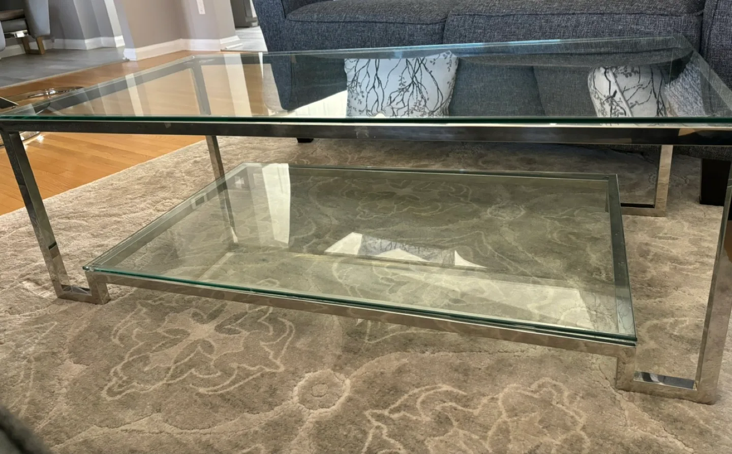 Glass Coffee Table with Shelf image indicator(2)