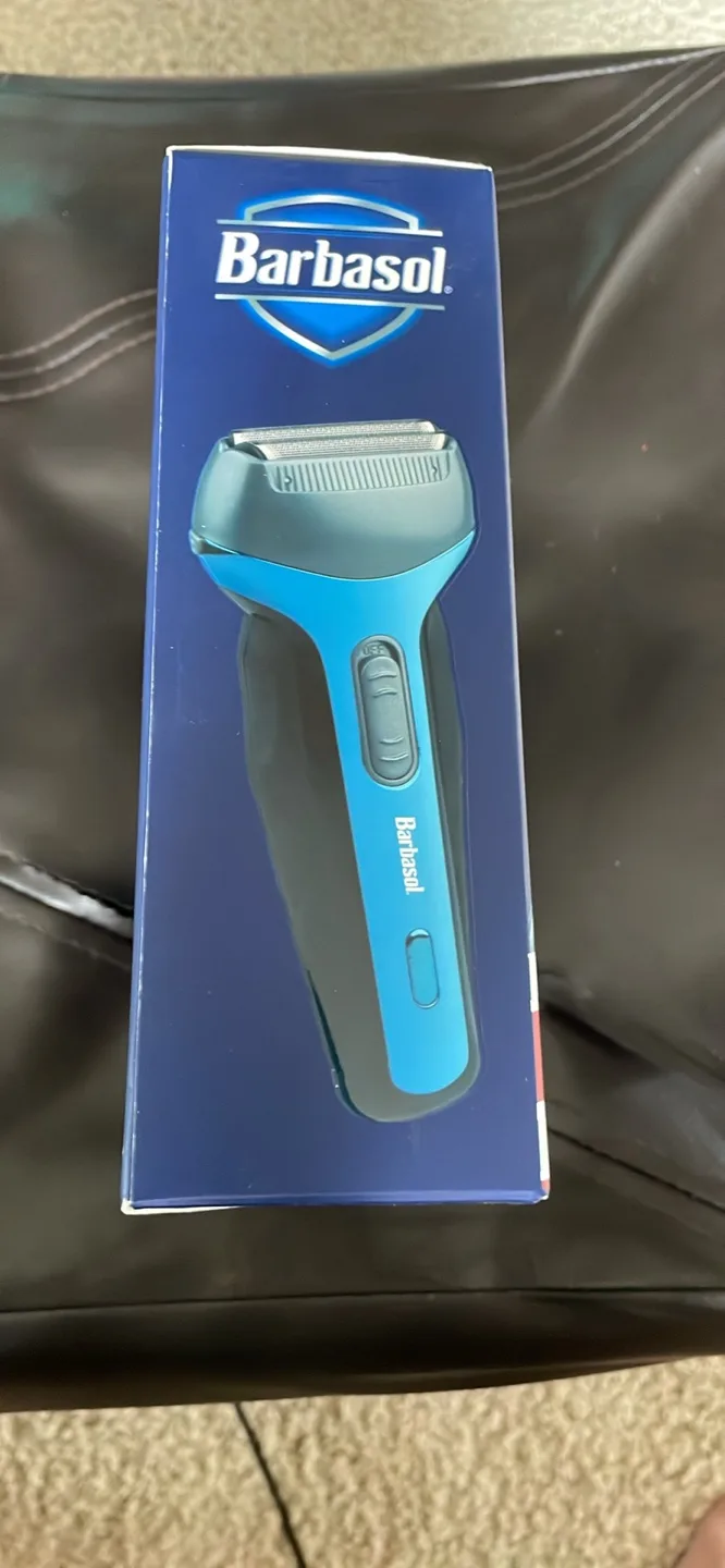 Barbasol Rechargeable Wet & Dry Foil Shaver with Pop-Up Trimmer image indicator(3)
